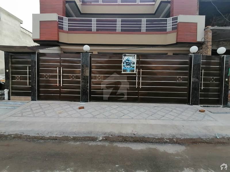 Premium 10 Marla House In Hayatabad For Sale