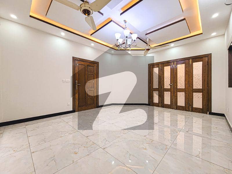 Slightly Used 1 Kanal Upper Portion Available For Rent In Bahria Town Phase 3.