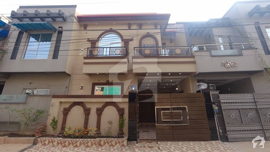 5 Marla House For Sale In Beautiful Johar Town