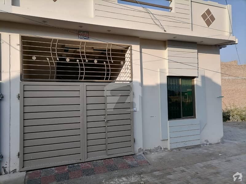 رفیع قمر روڈ بہاولپور میں 1 کمرے کا 3 مرلہ مکان 38 لاکھ میں برائے فروخت۔
