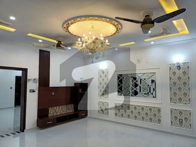 1 Kanal House Available For sale In Model Town - Block C