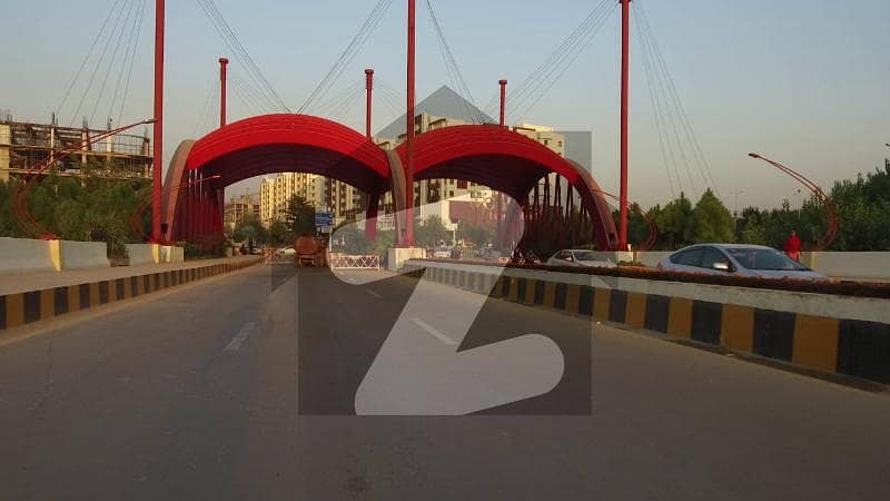 In Gulberg 1800 Square Feet Commercial Plot For Sale
