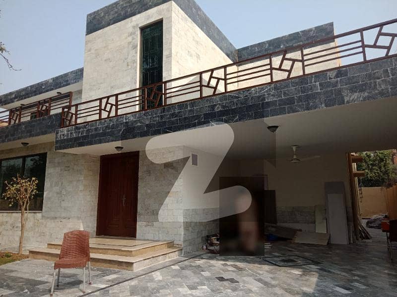 Hot Loction 2 Kanal House Avalible For Rent In Dha Phase 1
