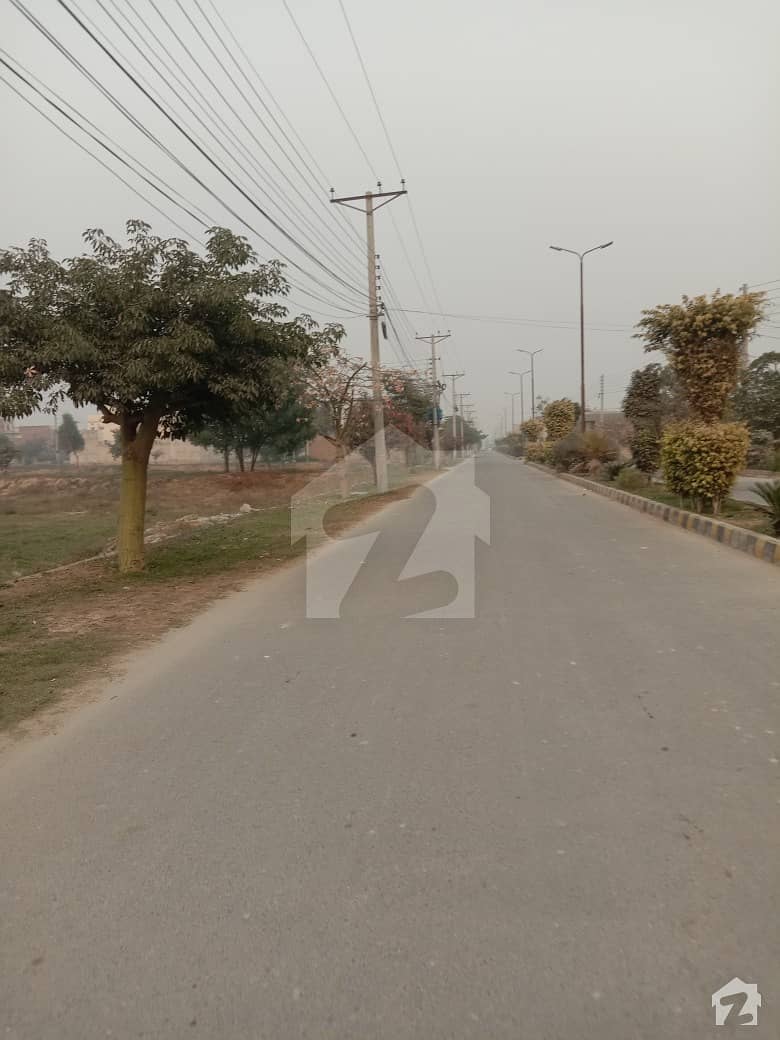Own A Residential Plot In 3.4 Marla Faisalabad