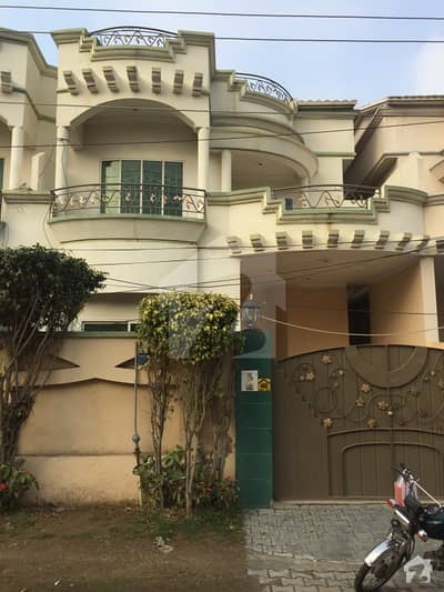 ڈیفینس ہومز سوسائٹی سیالکوٹ میں 4 کمروں کا 6 مرلہ مکان 48 ہزار میں کرایہ پر دستیاب ہے۔
