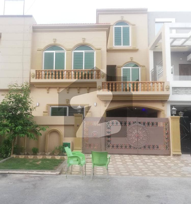 5 Marla Used House For Sale In Cc Block Sector D Bahria Town Lahore