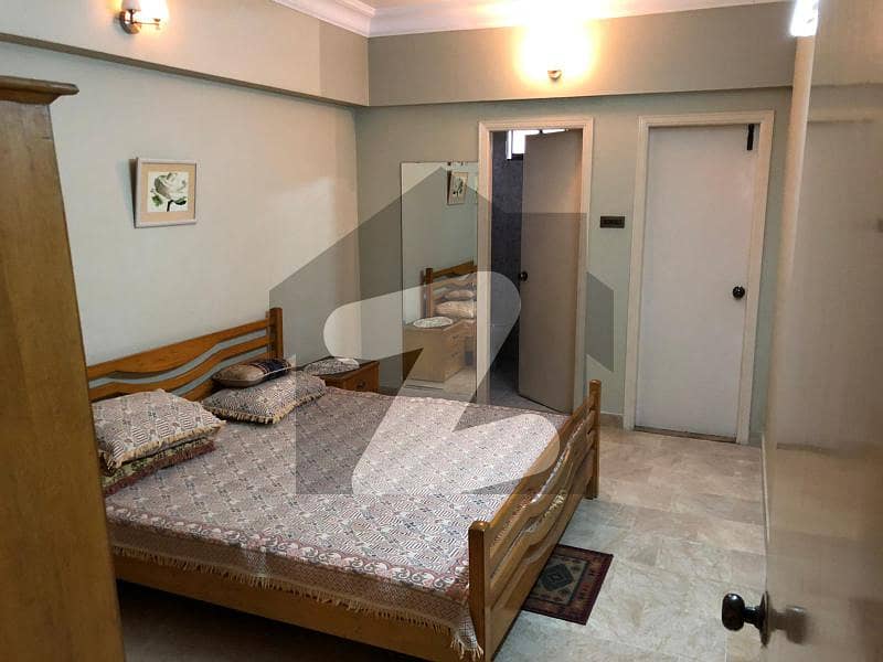Well Maintain 2 Bedroom 2nd Floor Apartment For Sale In Tauheed Commercial