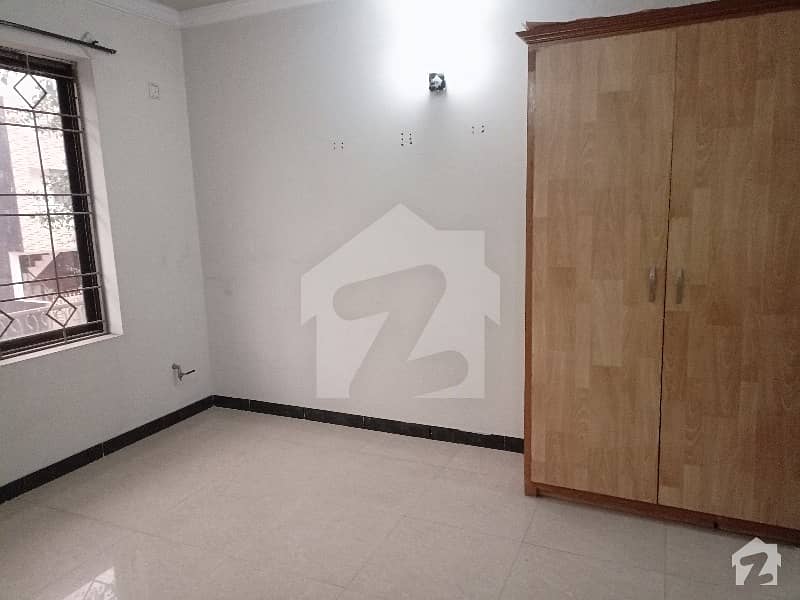 4 Marla Upper Portion For Rent