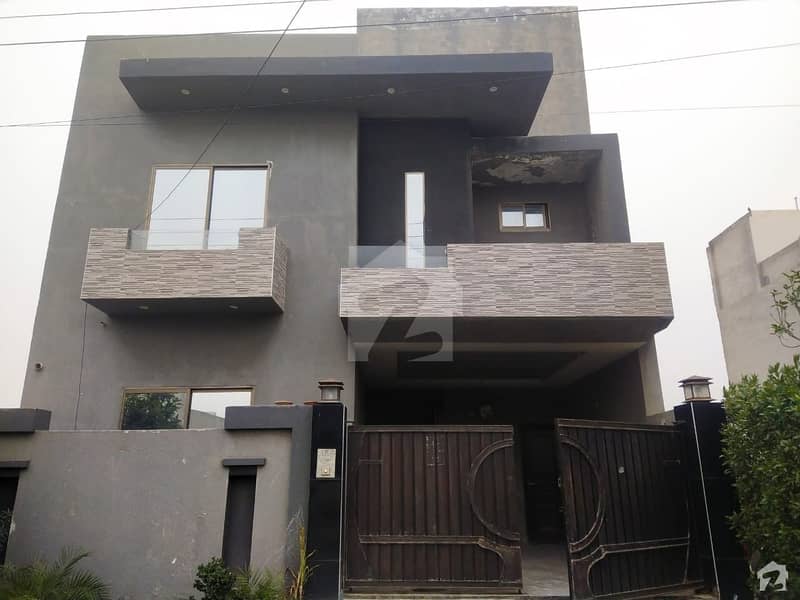 House For Sale In Eden Valley Faisalabad