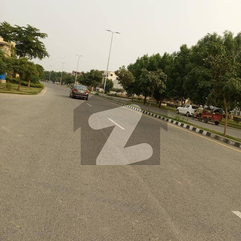 5 Marla Plot Golden Opportunity Available For Sale in Lake City Lahore Sector M7C