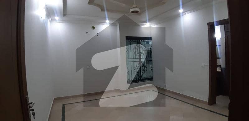 Dha Phase 4 Block Dd Upper Portion Unfurnished Home Available For Rent