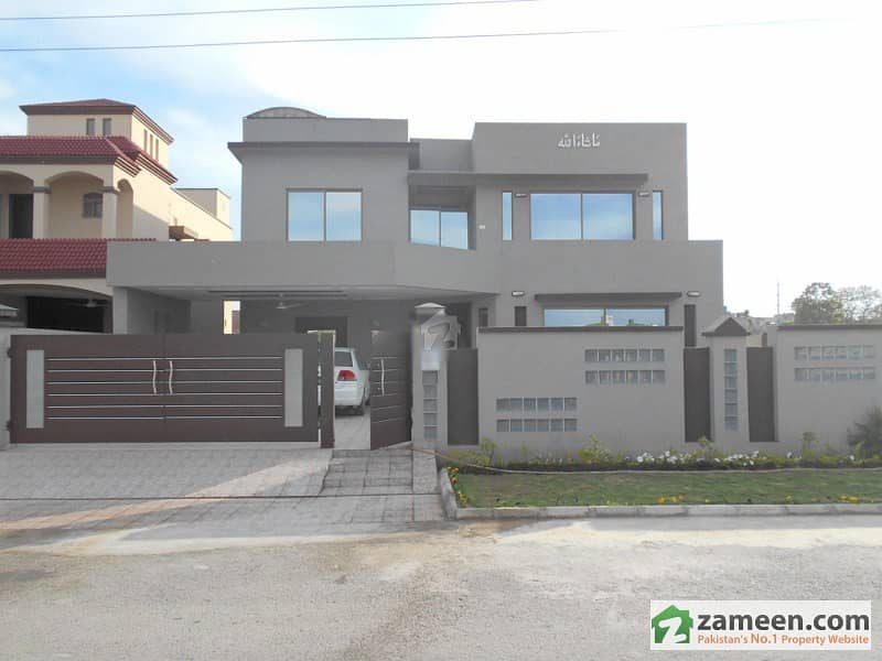 House For Sale In Green City