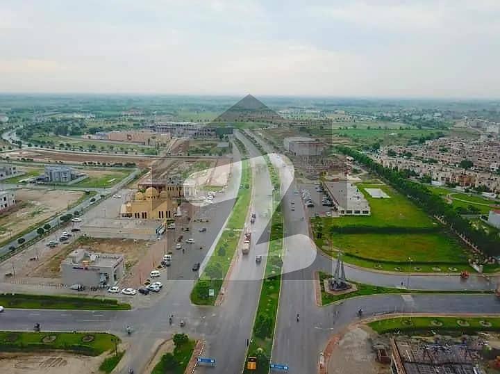لیک سٹی ۔ گالف اسٹیٹ 1 لیک سٹی رائیونڈ روڈ لاہور میں 2 کنال رہائشی پلاٹ 8 کروڑ میں برائے فروخت۔ لیک سٹی ۔ گالف اسٹیٹ 1 لیک سٹی رائیونڈ روڈ لاہور میں 2 کنال رہائشی پلاٹ 8 کروڑ میں برائے فروخت۔
