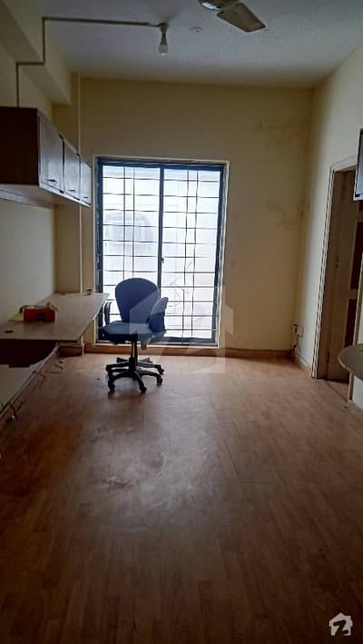 480 Square Feet Flat Is Available For Rent In Mm Alam Road