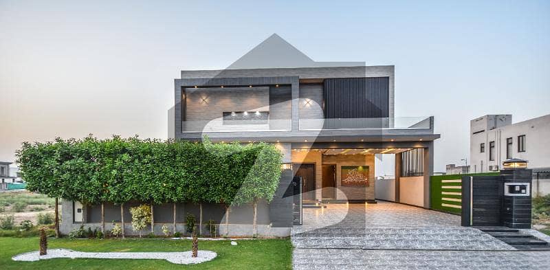 Hot Location Solid Constriction Modern House For Sale