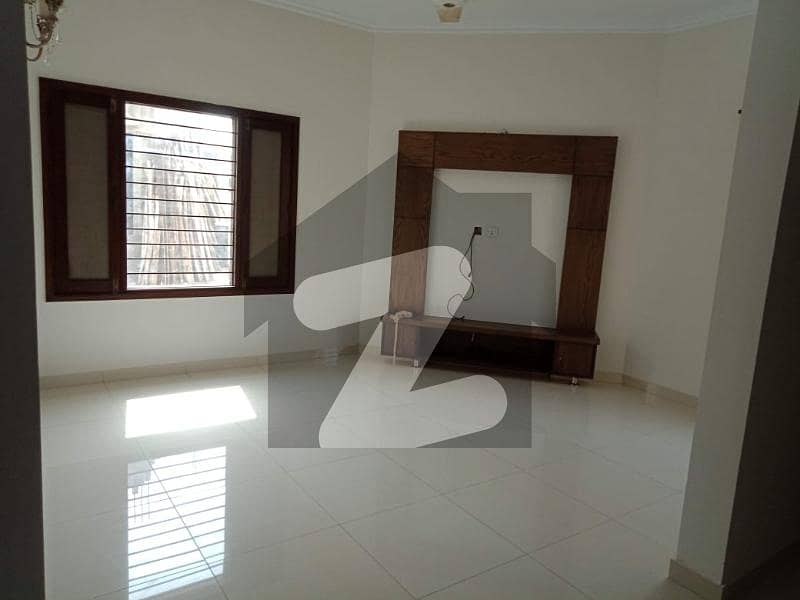 100YRD INDEPENDENT DOUBLE STORY BUNGALOW FOR RENT IN DHA PHASE 7 EXT
