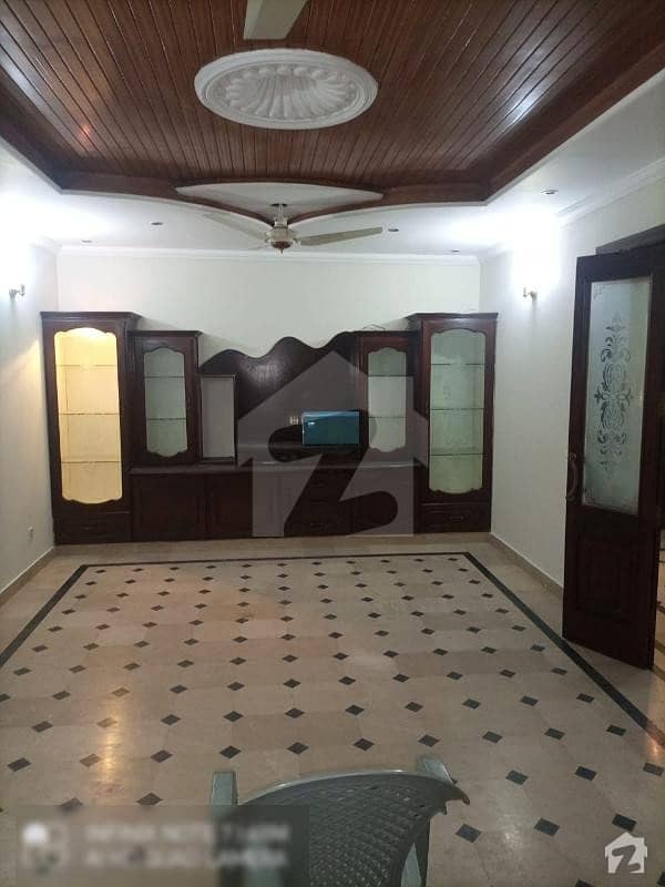 In Johar Town Phase 1 Upper Portion For Sale Sized 1125 Square Feet