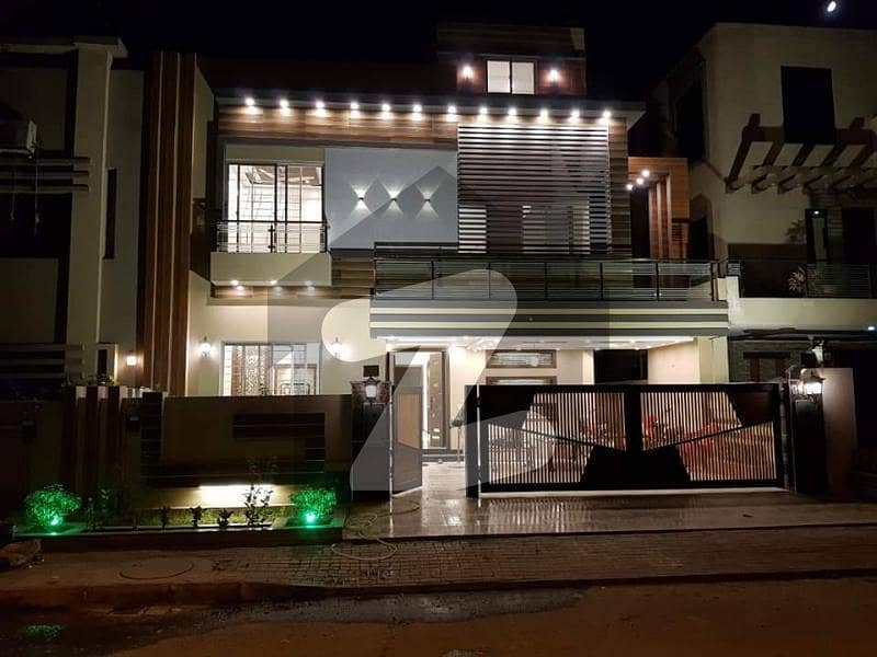A Beautiful 10 Marla House For Sale In Talha Bloc Sector E Bahria Town Lahore