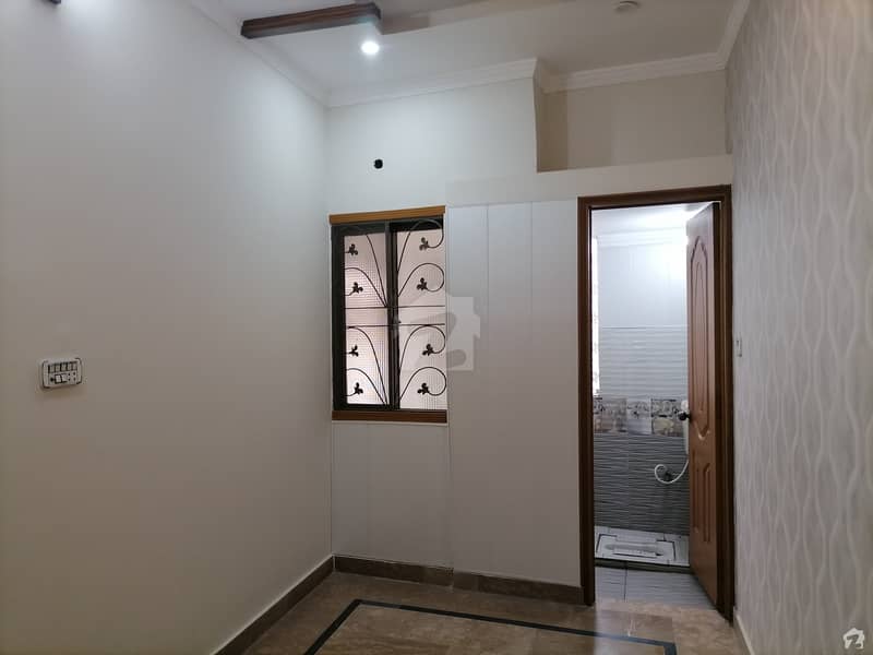 بسطامی روڈ سمن آباد لاہور میں 3 کمروں کا 4 مرلہ مکان 1.25 کروڑ میں برائے فروخت۔