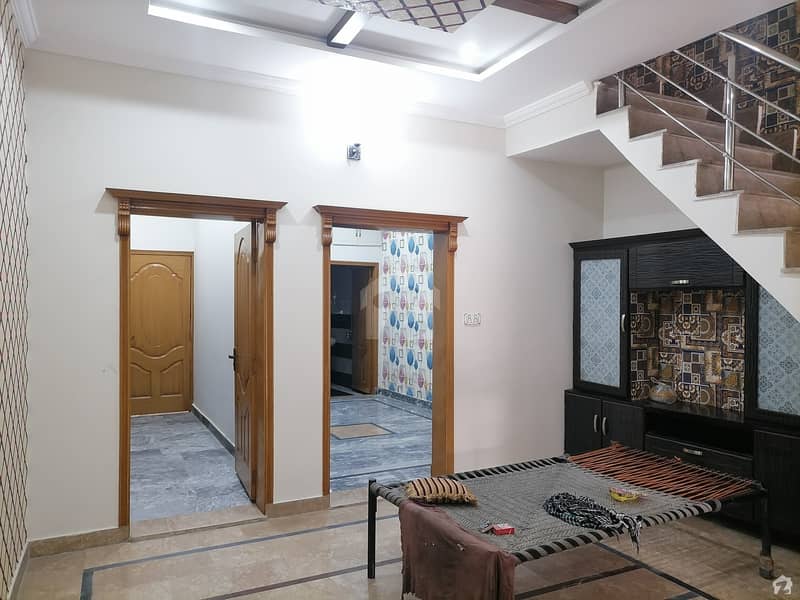 4 Marla House In Central Samanabad For Sale