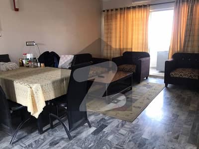 Penthouse With 4 Bed Drawing & Dining Rooms For Sale