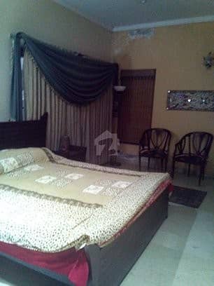 Nasheman E Iqbal Kanal 5 Bed Owner Built Used Double Unit House