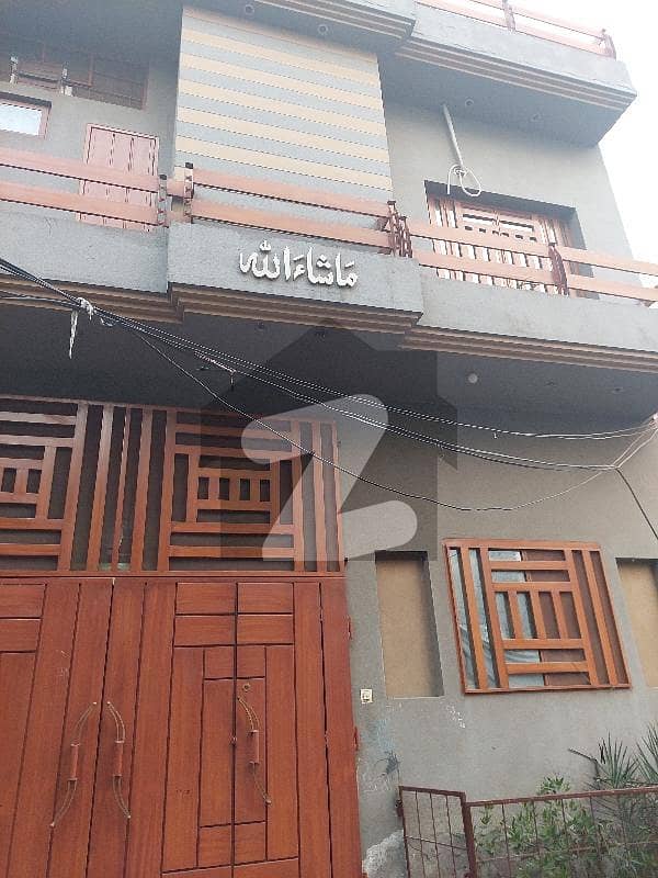 ستارہ کالونی لاہور میں 5 کمروں کا 5 مرلہ مکان 1.6 کروڑ میں برائے فروخت۔
