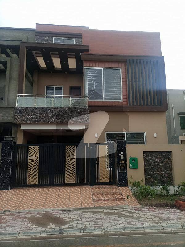 5 Marla Brand New Lower Portion For Rent In Jinnah Block