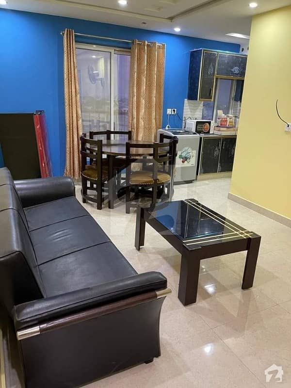 1 bedroom Furnished apartment available for rent Bahria Town Lahore