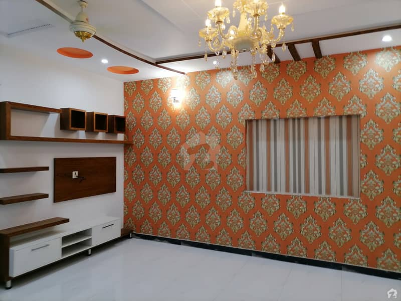 ملٹری اکاؤنٹس ہاؤسنگ سوسائٹی لاہور میں 5 کمروں کا 8 مرلہ مکان 2.05 کروڑ میں برائے فروخت۔