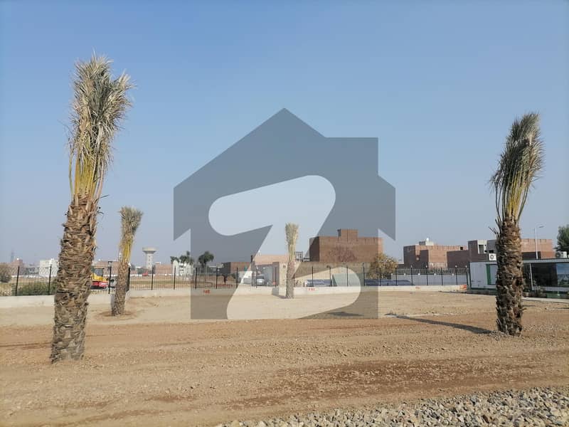 Ideally Located Residential Plot Of 6 Marla Is Available For sale In Faisalabad