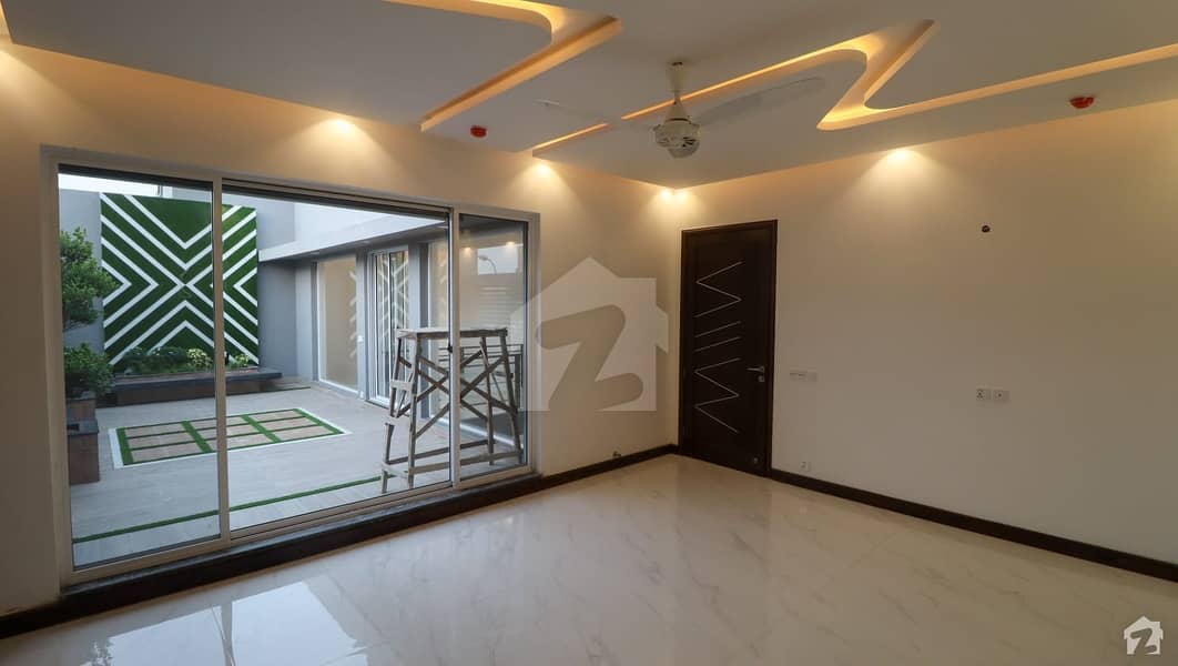 EME Society 1 Kanal House Up For Sale