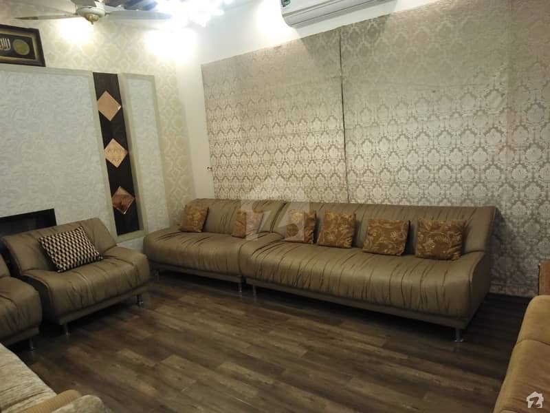 ای ایم ای سوسائٹی ۔ بلاک جی ای ایم ای سوسائٹی لاہور میں 6 کمروں کا 13 مرلہ مکان 1.7 لاکھ میں کرایہ پر دستیاب ہے۔