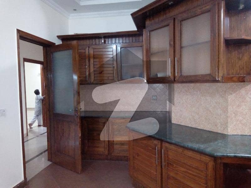 10 Marla House For Rent In Wapda Town