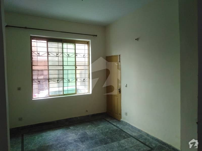 2700 Square Feet Upper Portion For Rent In Johar Town Phase 2 - Block H2
