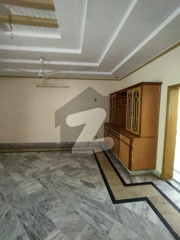 10 Marla Upper Portion For Rent