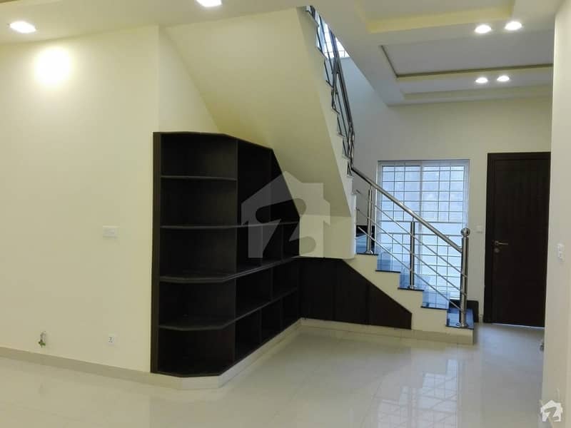 A Well Designed Upper Portion Is Up For Rent In An Ideal Location In Islamabad