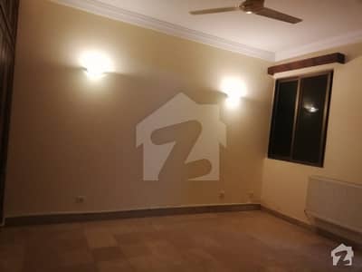 2850 Sqft 4 Bedroom With Attached Bathroom The Family Residential Building Apartment Flat