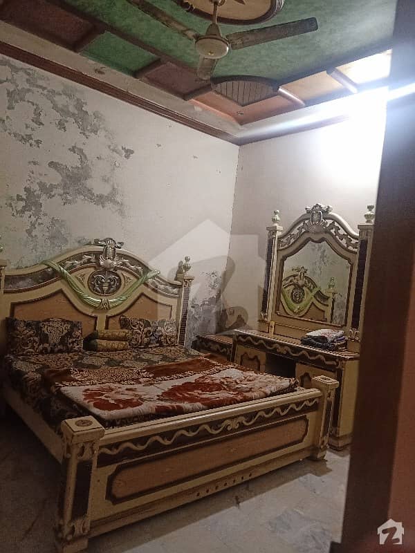 شاداب کالونی فیصل آباد میں 2 کمروں کا 2 مرلہ مکان 26 لاکھ میں برائے فروخت۔