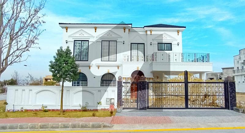 Luxurious 1 Kanal Brand New House Is Available For Sale In Bahria Town Phase 7
