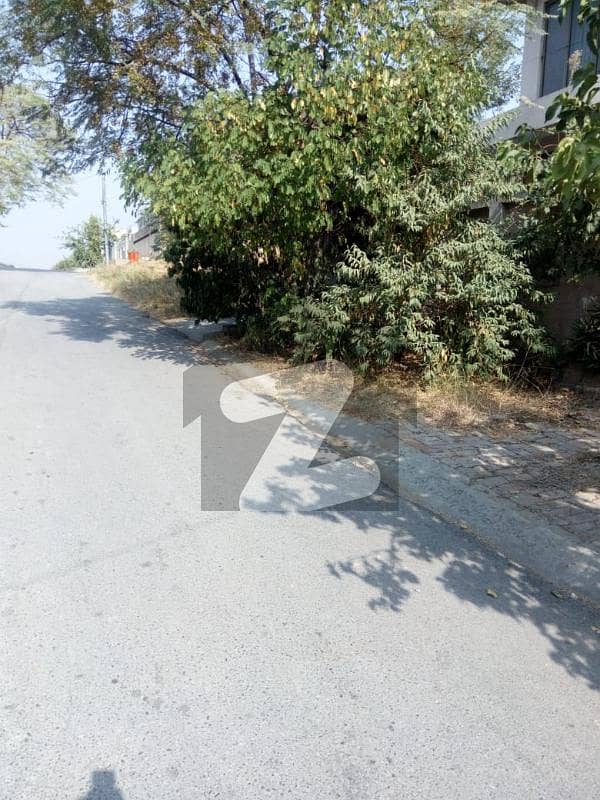 Heighted Level 5 Marla Plot For Sale Block M Bahria Town