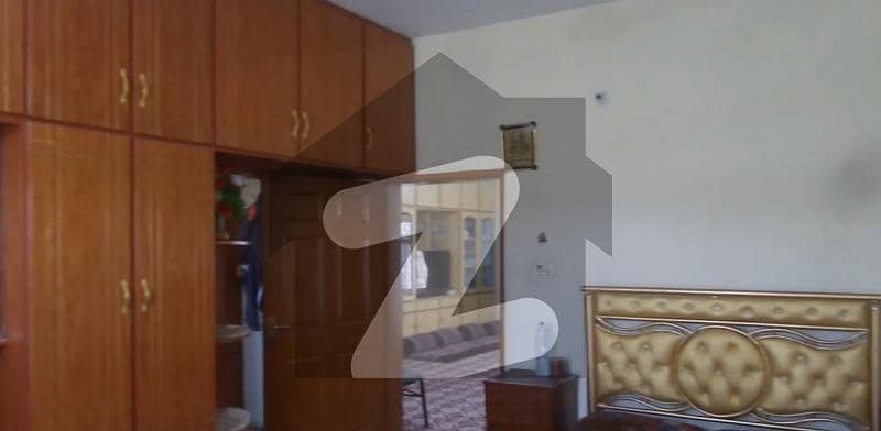 چمن ہاؤسنگ سکیم کوئٹہ میں 5 کمروں کا 16 مرلہ مکان 1.5 لاکھ میں کرایہ پر دستیاب ہے۔