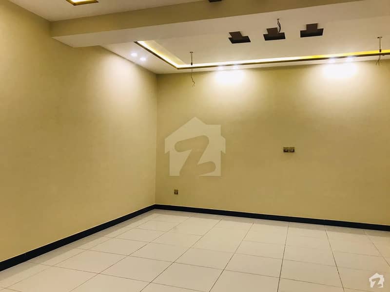 7 Marla House Available In Hayatabad For Sale