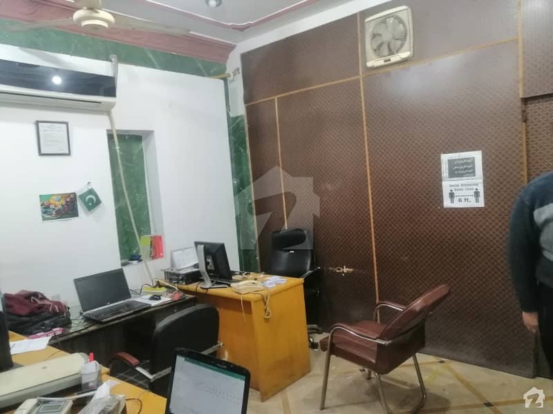 1 Kanal Commercial 6 Rooms House For Rent On Main Boulevard F-1 Johar Town
