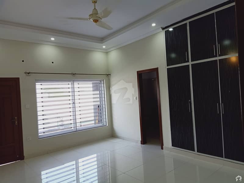 1800 Square Feet House For Sale Available In G-15/2