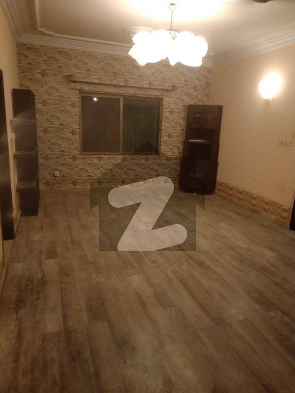 کلفٹن ۔ بلاک 2 کلفٹن کراچی میں 3 کمروں کا 12 مرلہ زیریں پورشن 1.3 لاکھ میں کرایہ پر دستیاب ہے۔