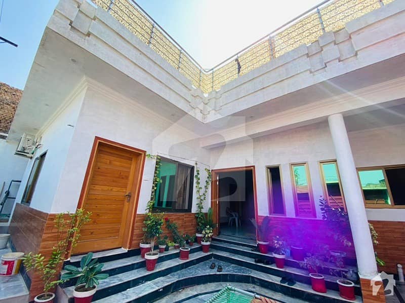 البدر ٹاؤن پشاور میں 3 کمروں کا 8 مرلہ مکان 1.8 کروڑ میں برائے فروخت۔