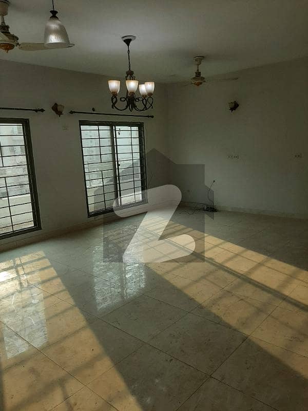 New Flat g Floor For rent In Askari 11 Lahore