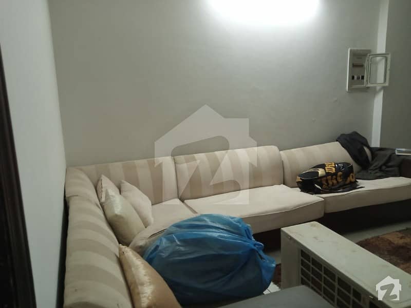 D17  3 bed flat Available For Rent.