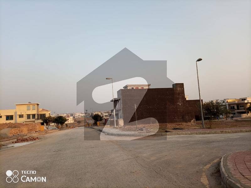 10 Marla Residential Plot for Sale Bahria town Phase 8 Rawalpindi